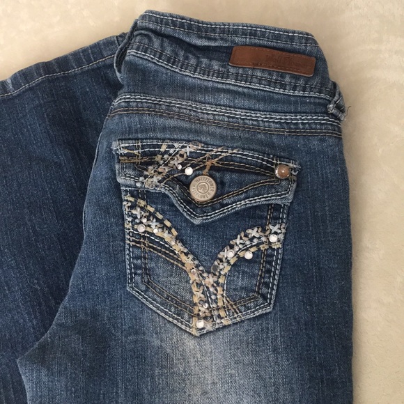 Jeans - Picture 1 of 5